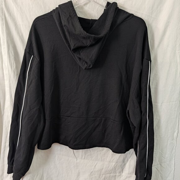 Fashion to Figure Black Crop Hoodie Size 3xl - Picture 3 of 3